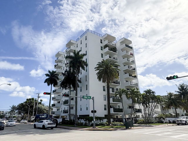 Bayshore Plaza Condo photo 2